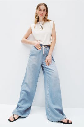 7 For All Mankind Pull On Wide Leg Jeans